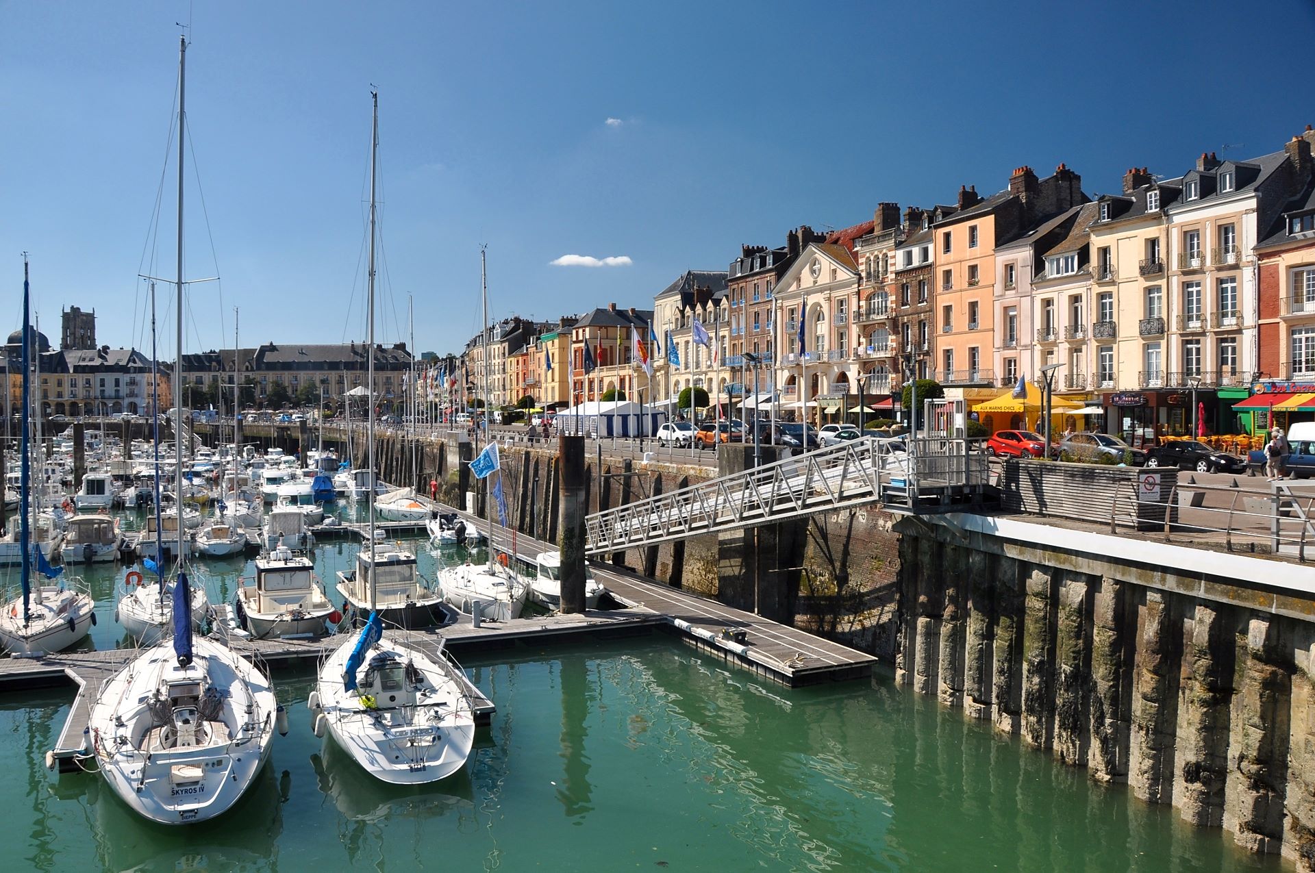 Dieppe (Photo license: CC BY-SA 2.0)